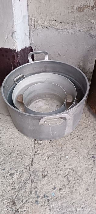 Продаю Кастрюли алюминиевые. 3шт
