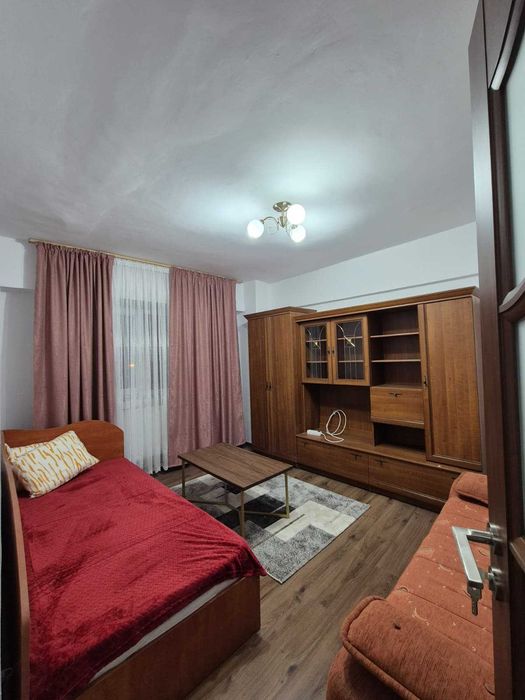 Garsoniera de inchiriat zona Piata Garii