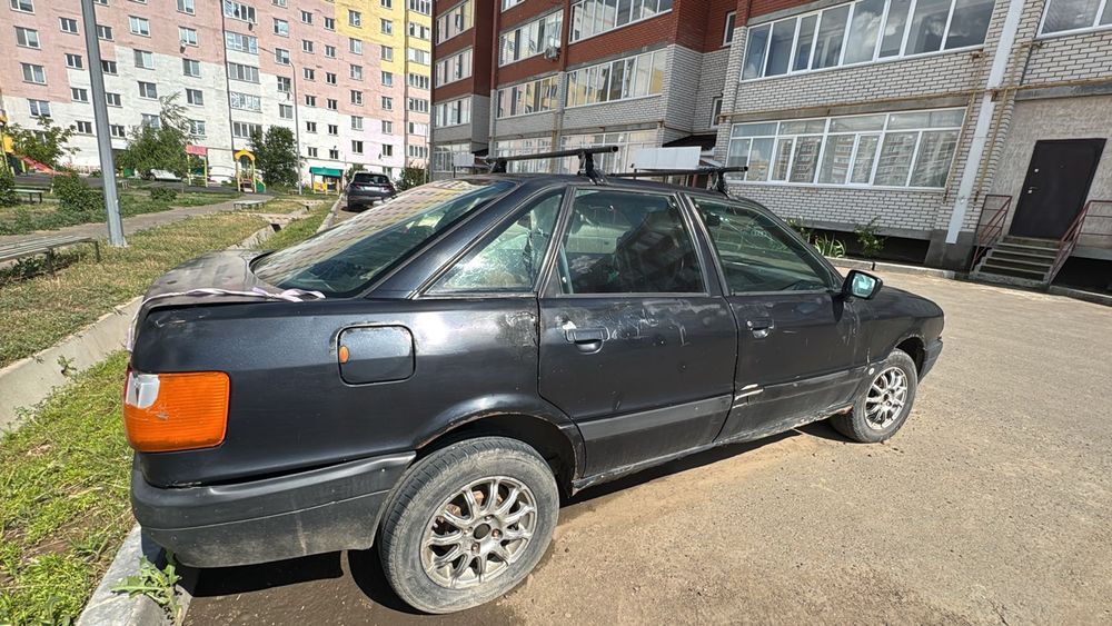 Продам машину ауди 90