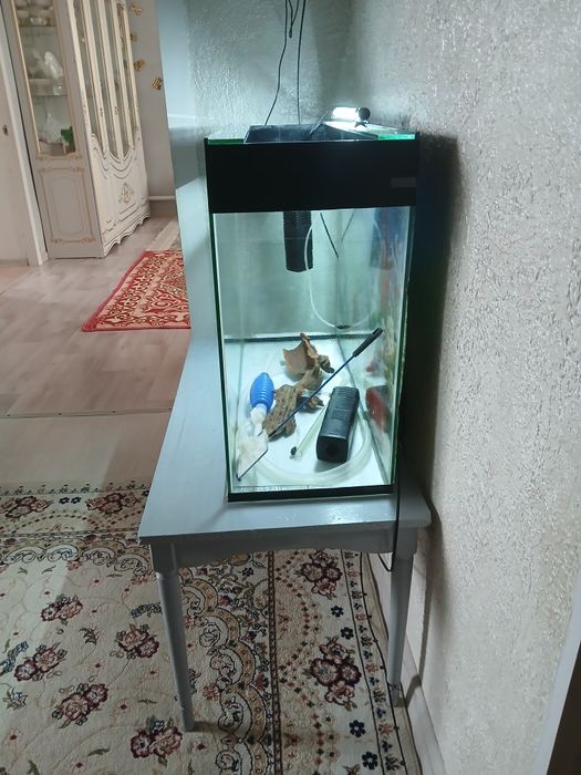 Продам    аквариум    на    140 литров
