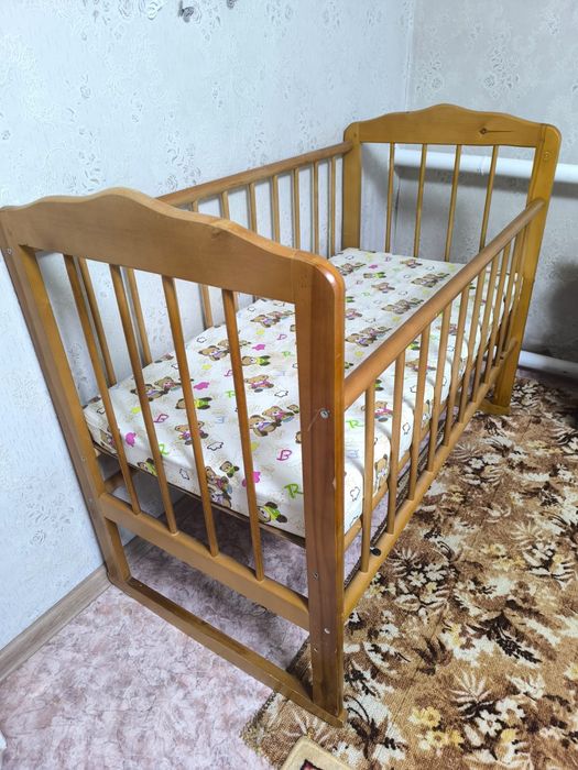 Отдам даром кроватку
