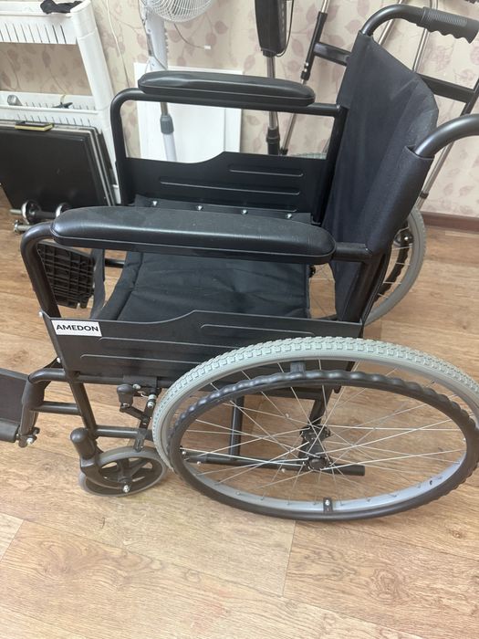 Инвалидная коляска