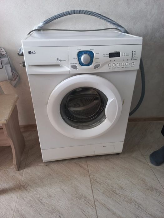 Продам стиральную машину