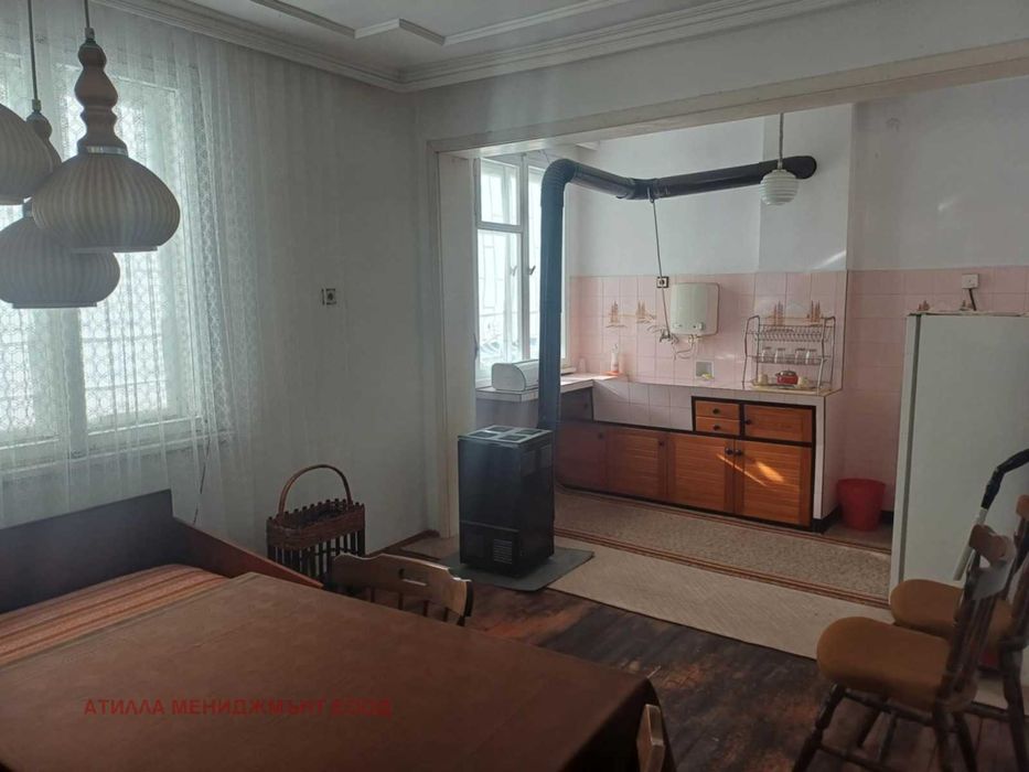 Къща, голям парцел, с. Синитово, Пазарджишко