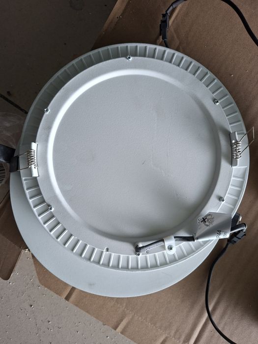 Lot de 50 de lămpi cu leduri si cu sursă