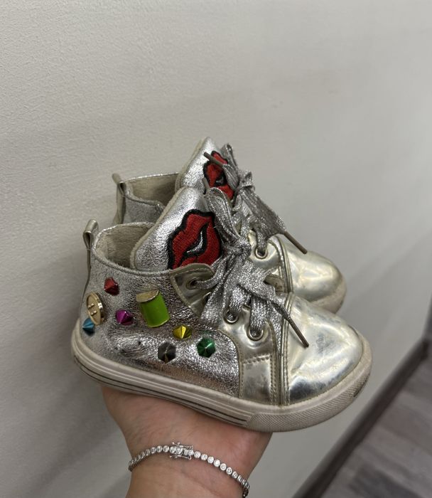 Сапожки на девочку с 22-26 размер