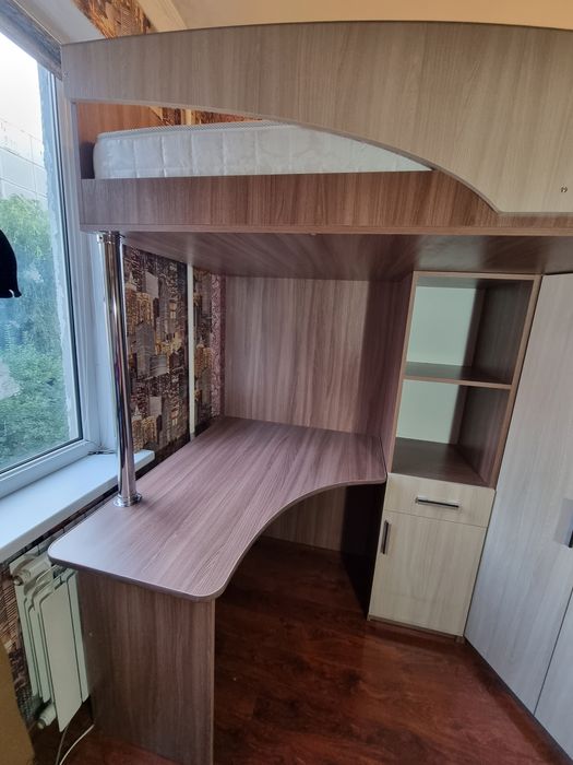 Кровать - чердак Город