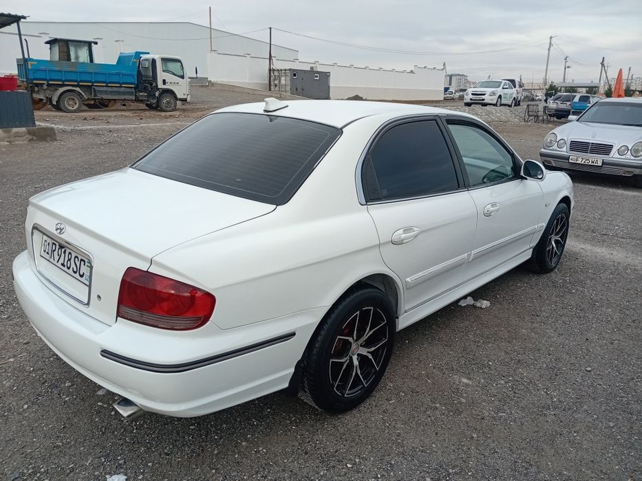 Hunday sonata 2001