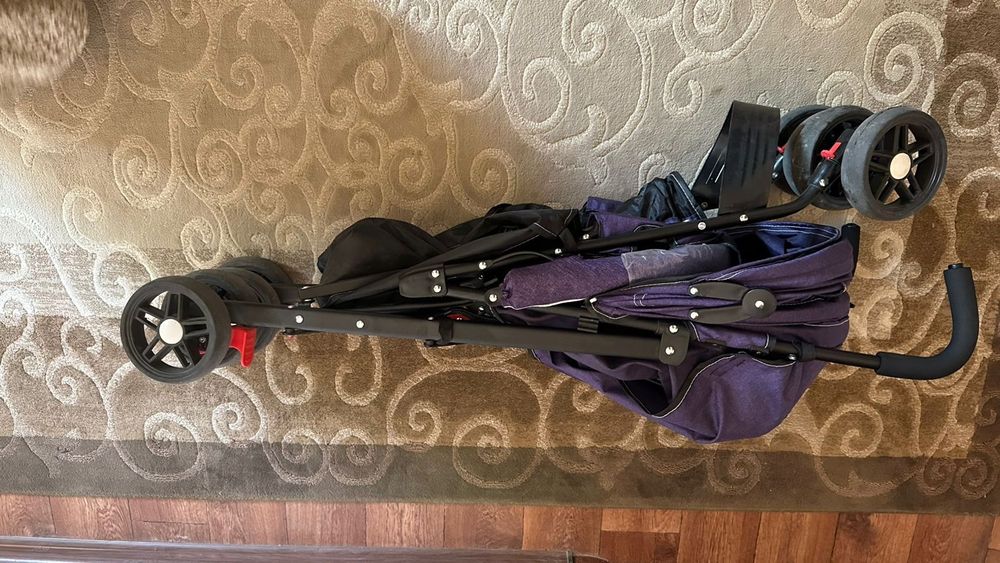 Кольяска сатылады.