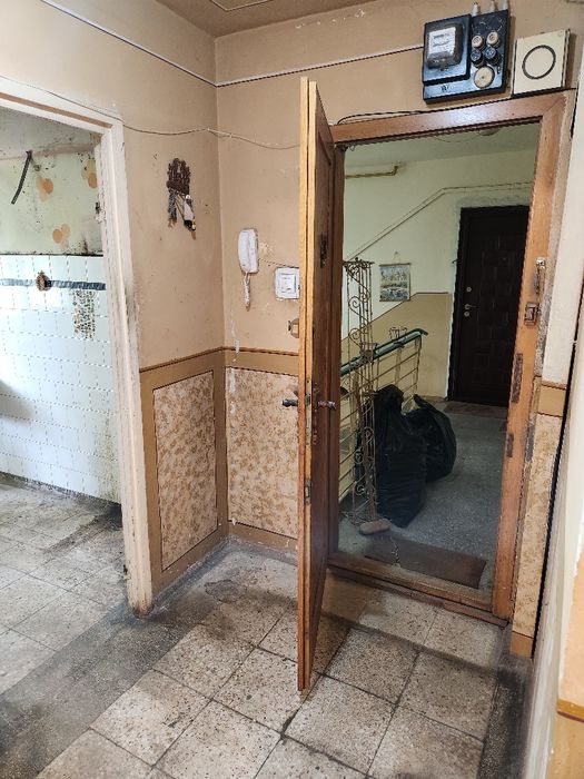 Vând apartament 3 camere Circumvalatiunii/Timișoara decomandat