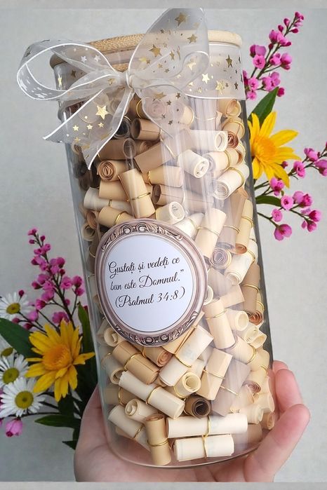 Borcan cu 330 versete biblice