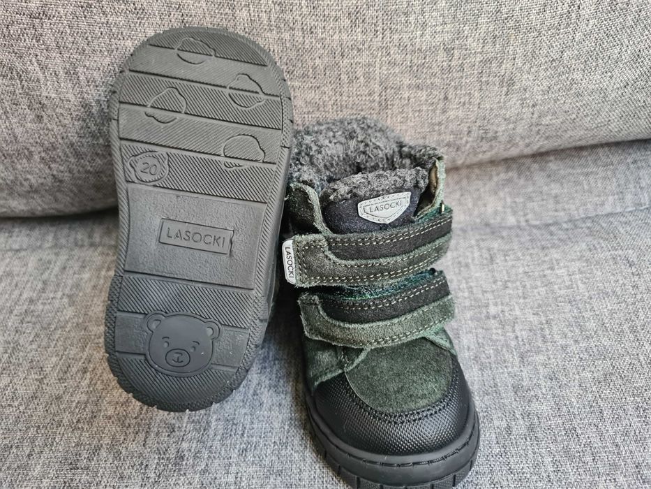 Бебешки боти и пантофи за момче