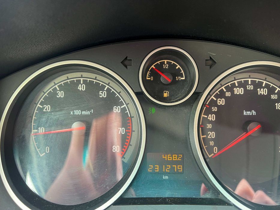 Opel Astra H - 1.6 benzina - 2004