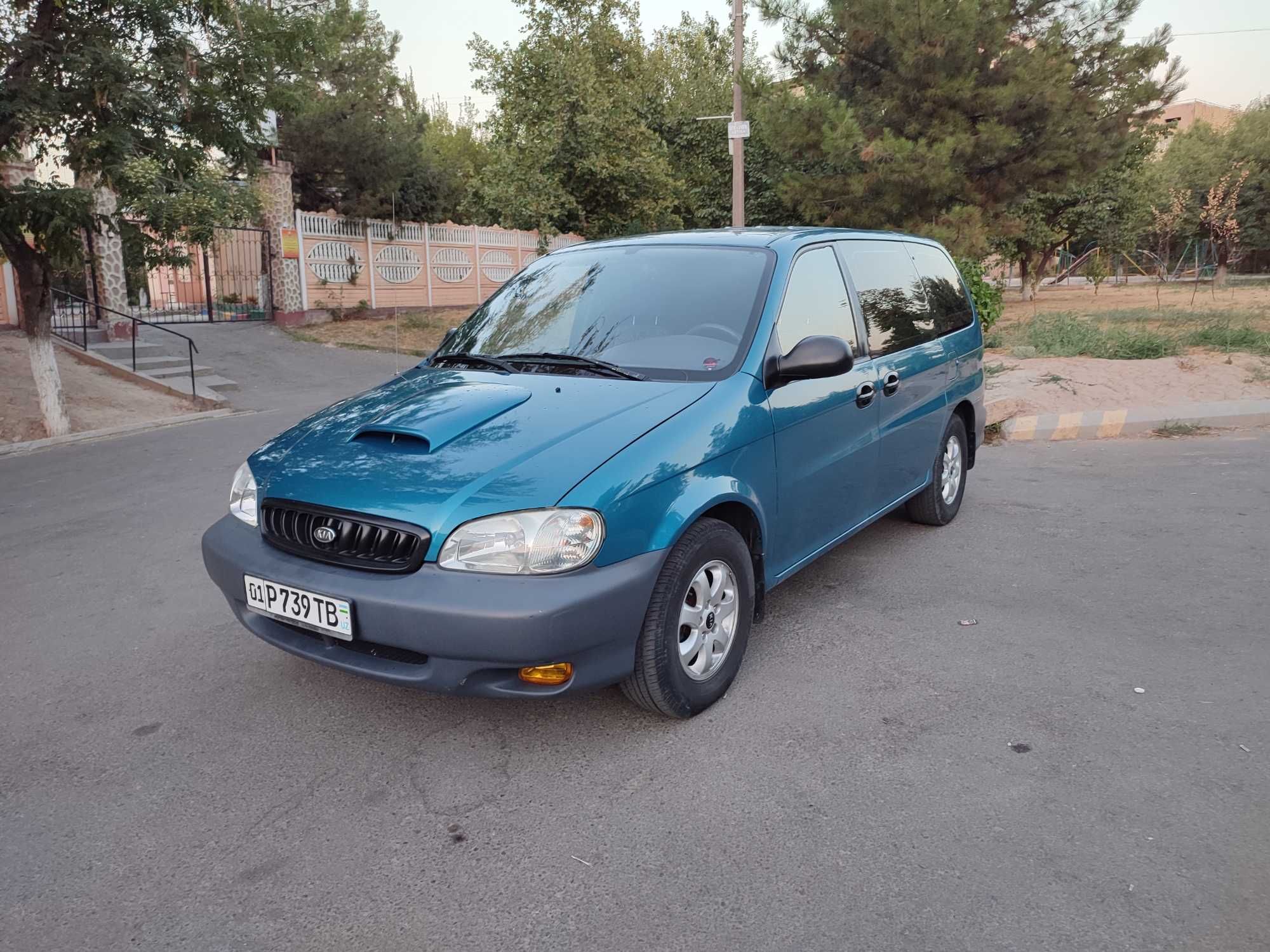 Kia Carnival 1998