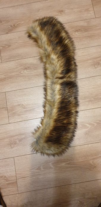 Guler din vulpe naturala