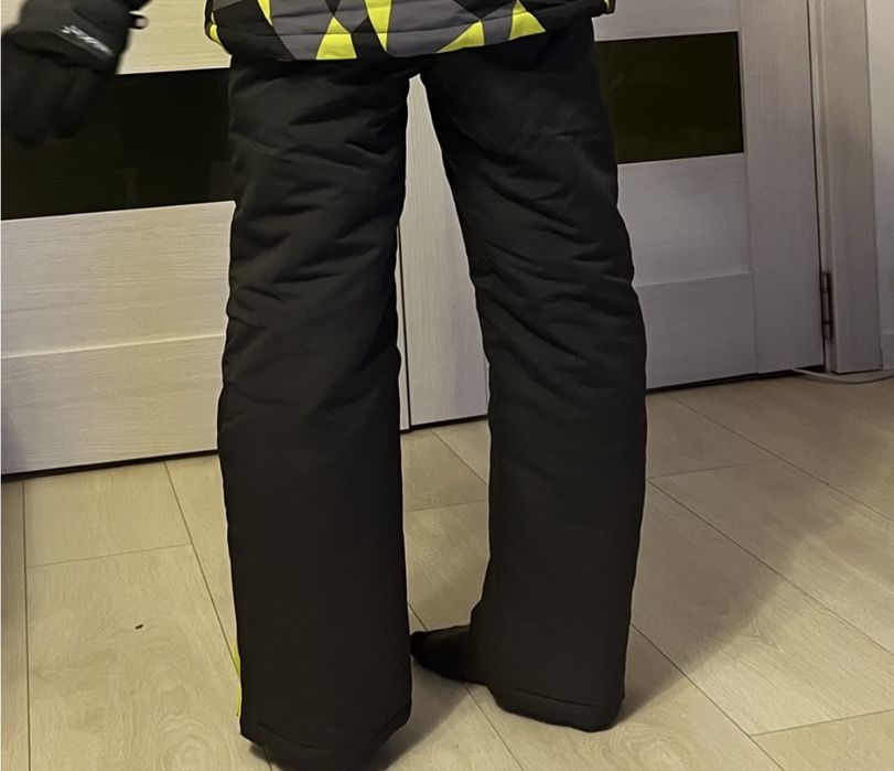 Pantaloni copii Ski/Zapada NOI 4-5 ani