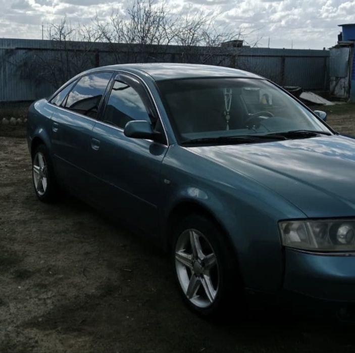 Audi A6 2001 года