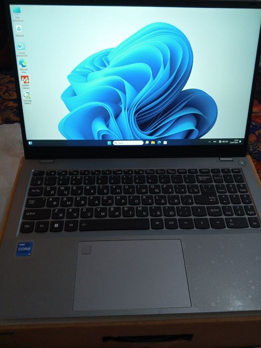 nodbuk 
Hanson 15,6gtwuhsfahhwgw TRX HS 512 Gb