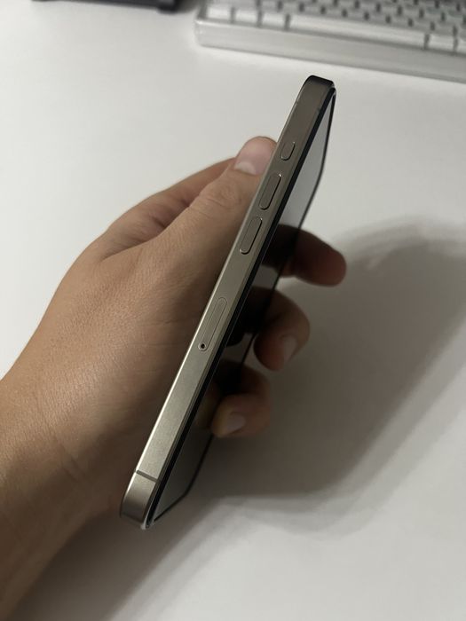 Iphone 15 pro 512 gb sim+esim