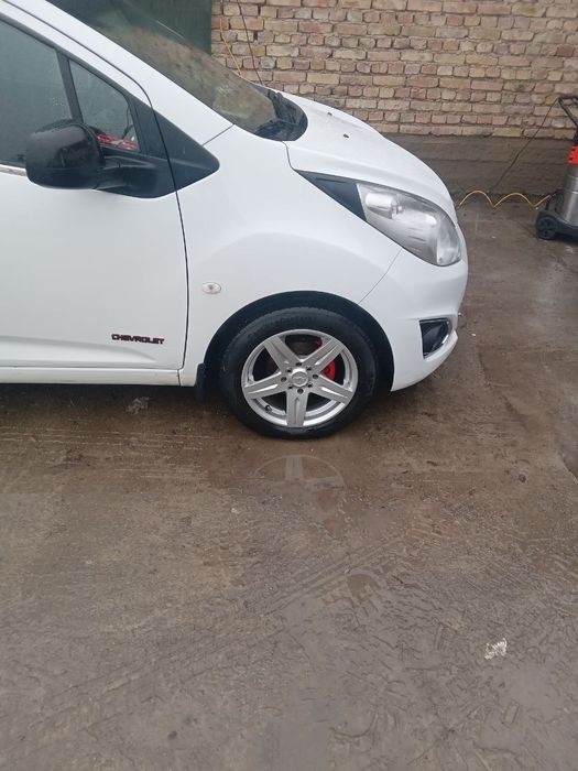 R 15 diska balon sotiladi keliwilgan narxda