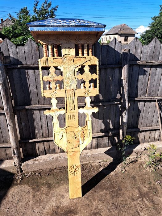 Troite Lemn Sculptate Manual
