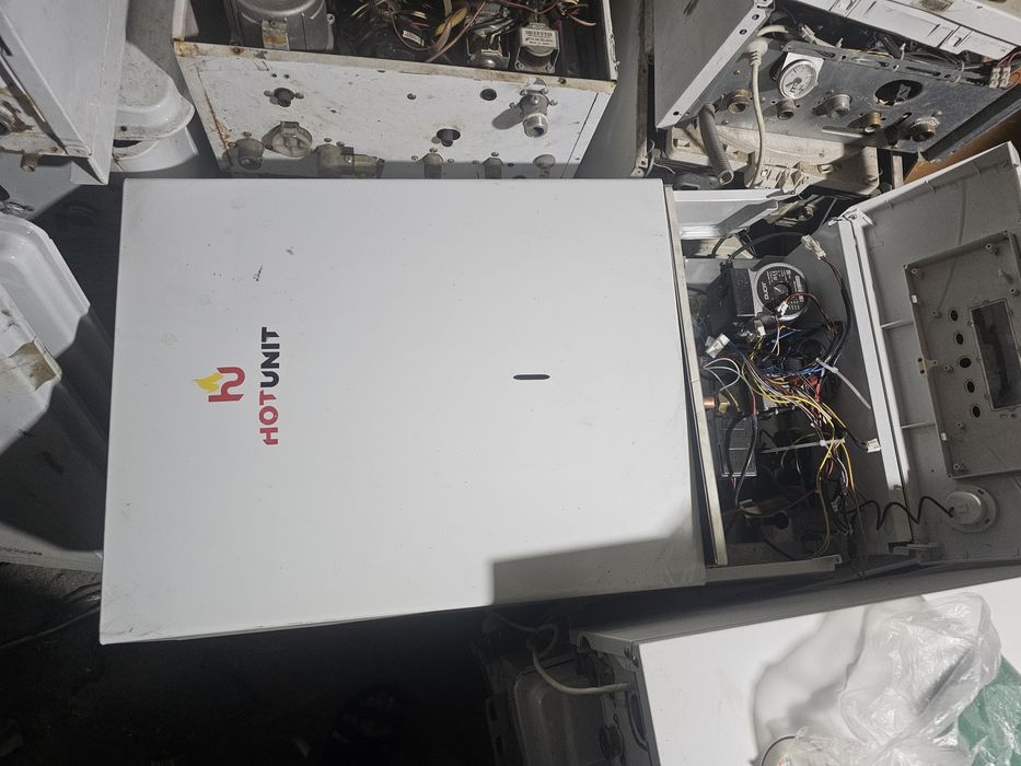 Котеллар бор Двухконтурный 130$ дан