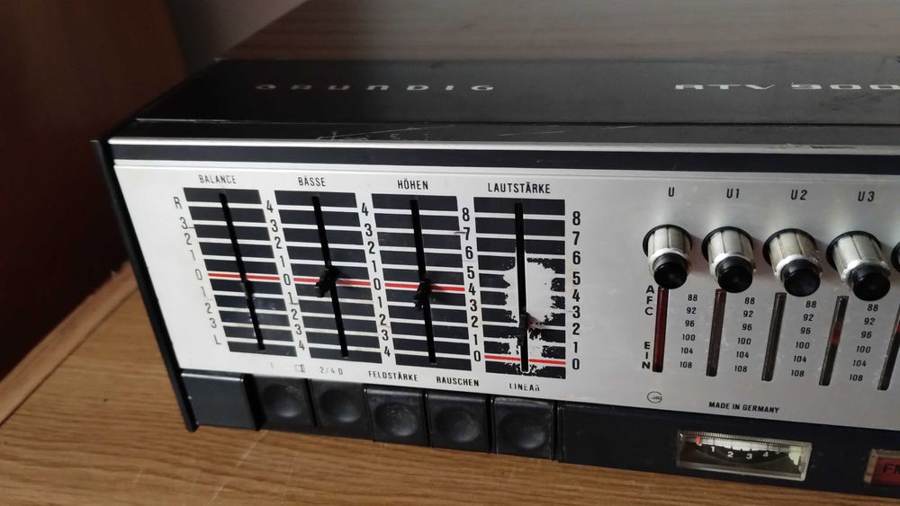 radio amplificator Grundig rtv900 pt piese sau restaurare