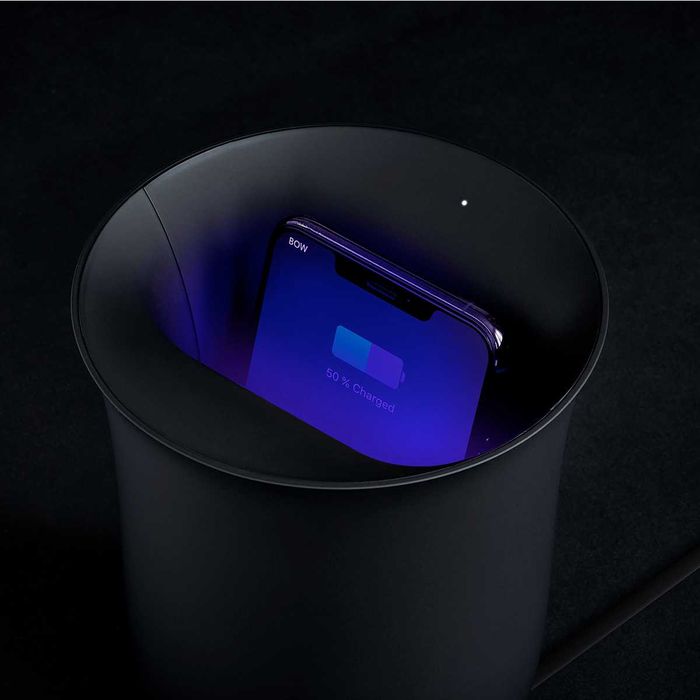 Lexon oblio Wireless charging station with built-in UV sanitizer