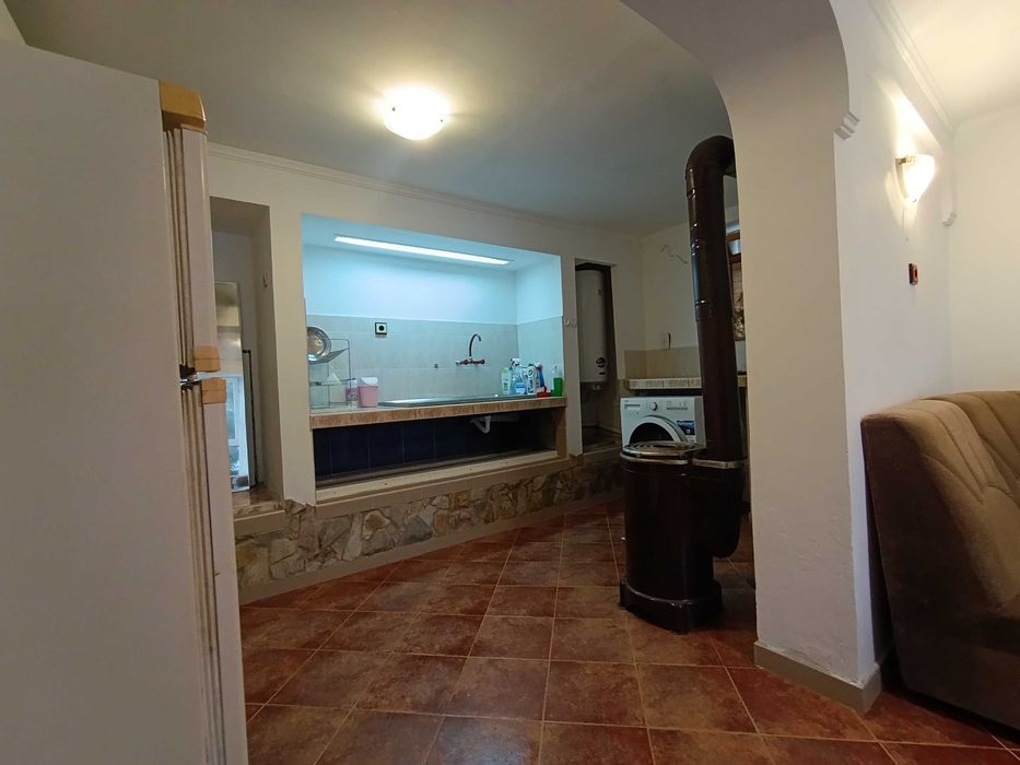 Монолитна къща в с. Жълтеш