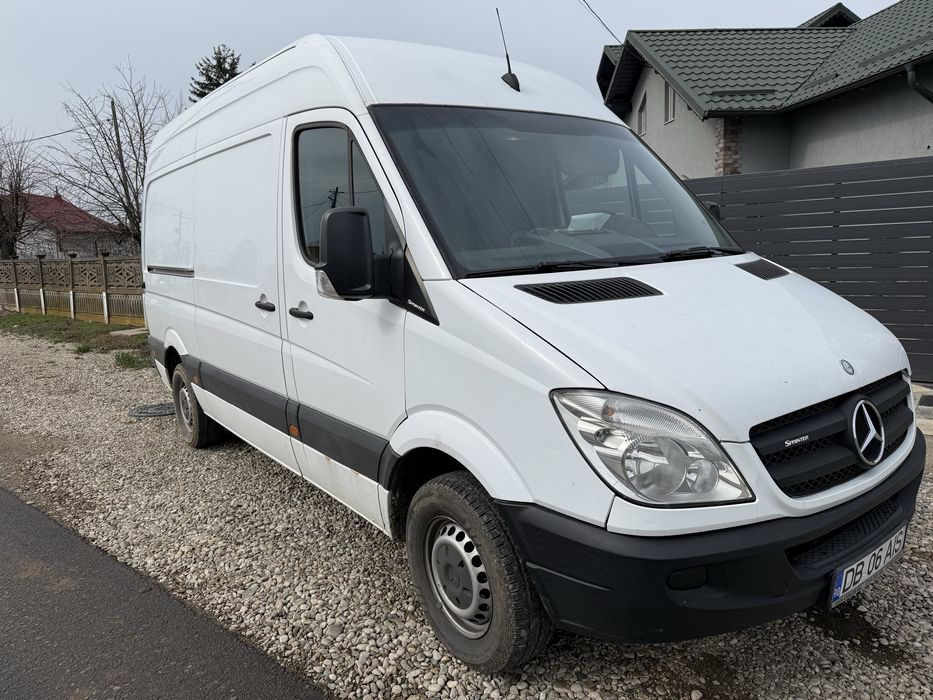 Vand mercedes Sprinter 313 din 2009.