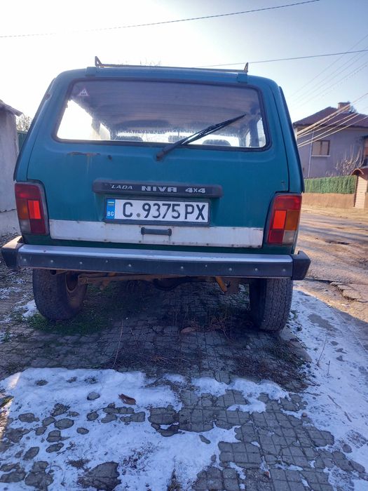 Лада Нива 1.7i 1.7кабуратор На части.