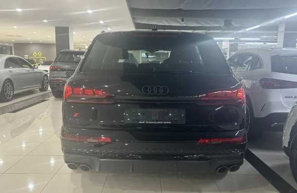 Audi SQ7 Quattro Premium