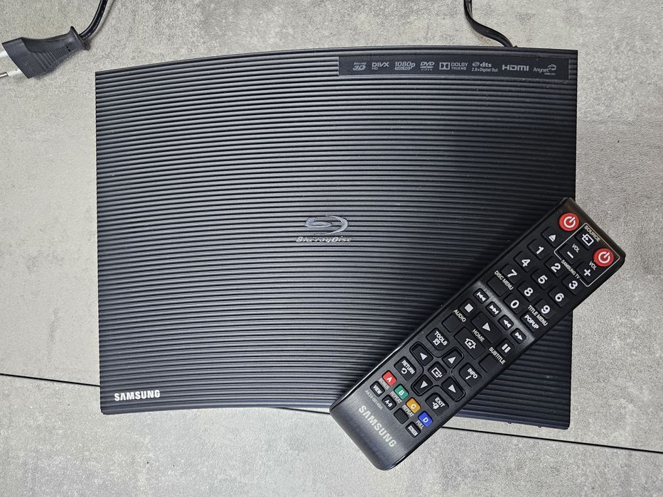 Blu-Ray Player 3D Samsung BD-J5500, Curbat, Negru