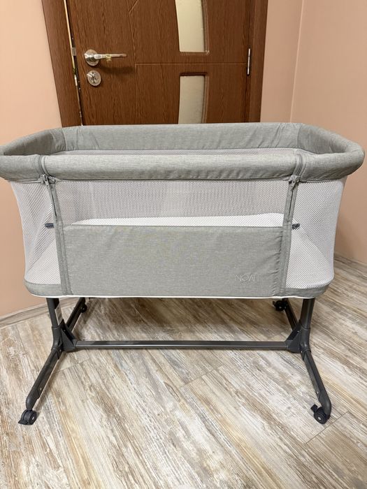 Бебешка мини кошара next to me с падаща страна KikkaBoo