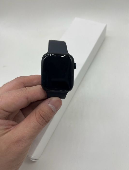 Apple Watch 8 series 45 mm