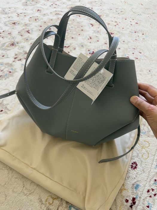 Сумкалар сатылады