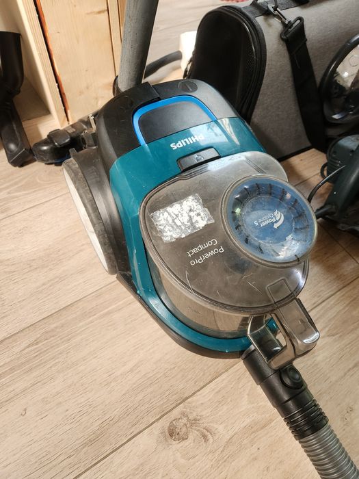 Aspirator Philips Power Cyclone 5 PowerPro Compact
