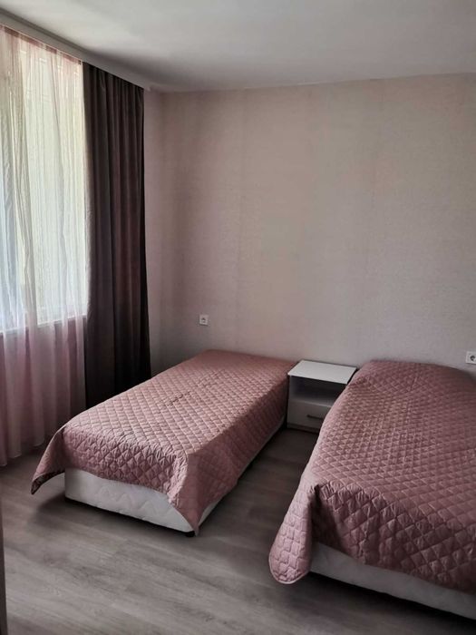 Дава се под наем Тристаен апартамент в Търговище, Център - 80 кв.м за 336.6 € - Снимка #6