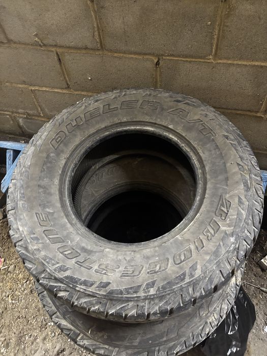 Шины летние А/Т для внедорожника