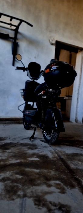 Skuter elektron sotiladi