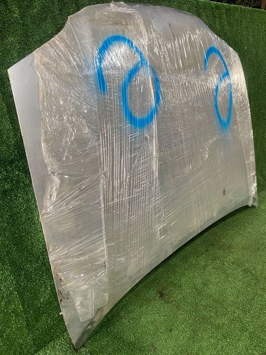 Капот Toyota Avensis