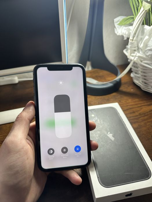 Iphone 11 с коробкой