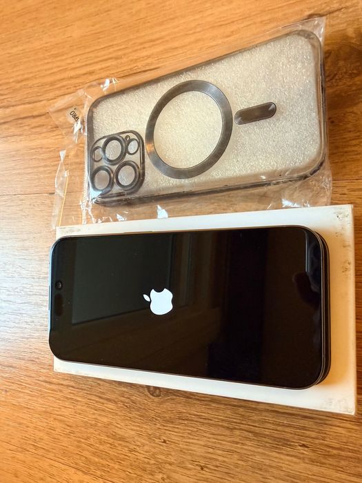 Телефон iPhone 15 Pro