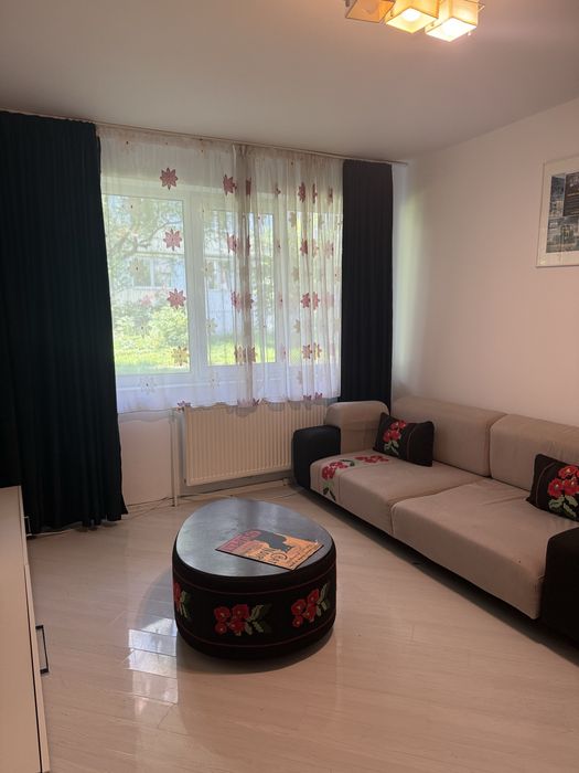 Apartament 3 camere de inchiriat in centru Suceava