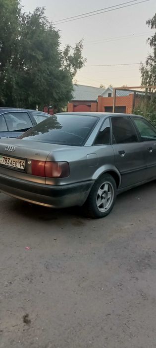 Продам Ауди 80 В4