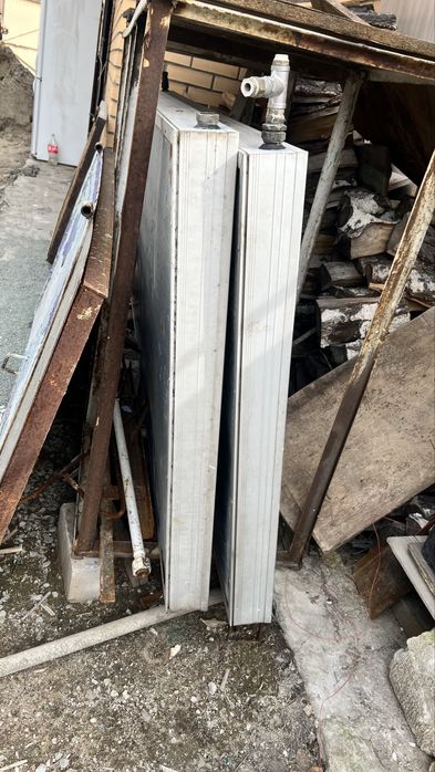 Отопительные радиаторы б/у (панельные)