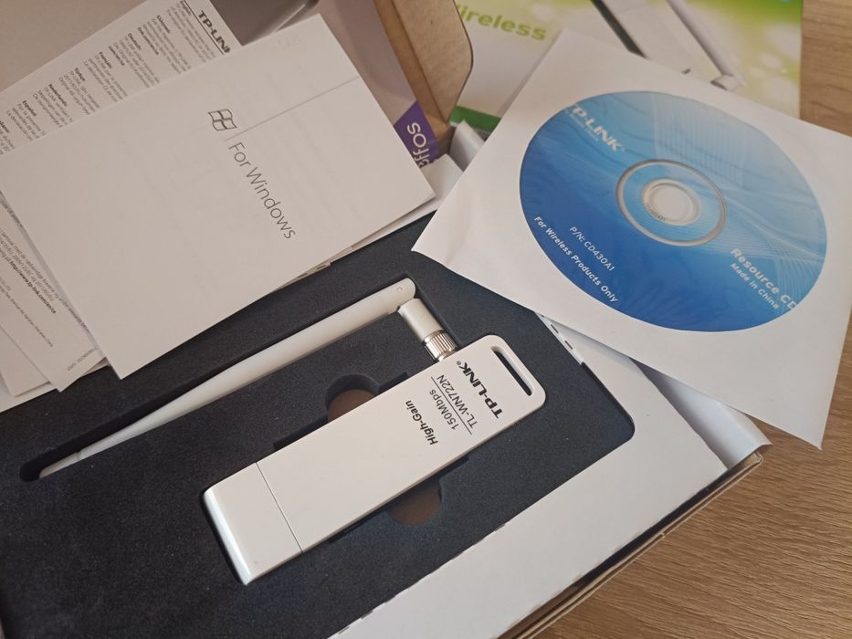 Безжичен адаптер TP-Link - TL-WN722N, бял