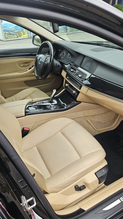BMW 5 Series 2011 — imagine 4