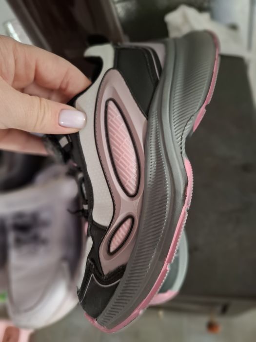 Детски маратонки за момиче