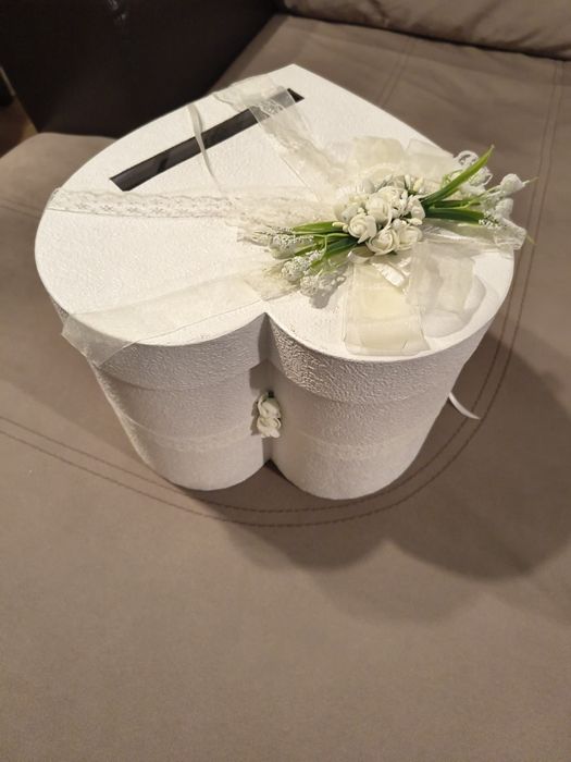 Сватбена кутия за писма и пари